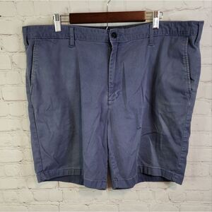 Men's Nautica "Classic Fit" flat front shorts, size 44